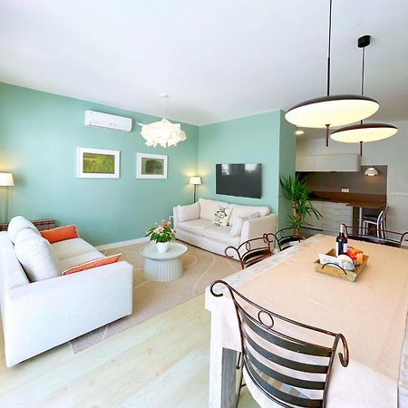 Abbott Apartment - 1 Min From The Beach - 100M2 - Sleeps 8 Sitges Eksteriør bilde