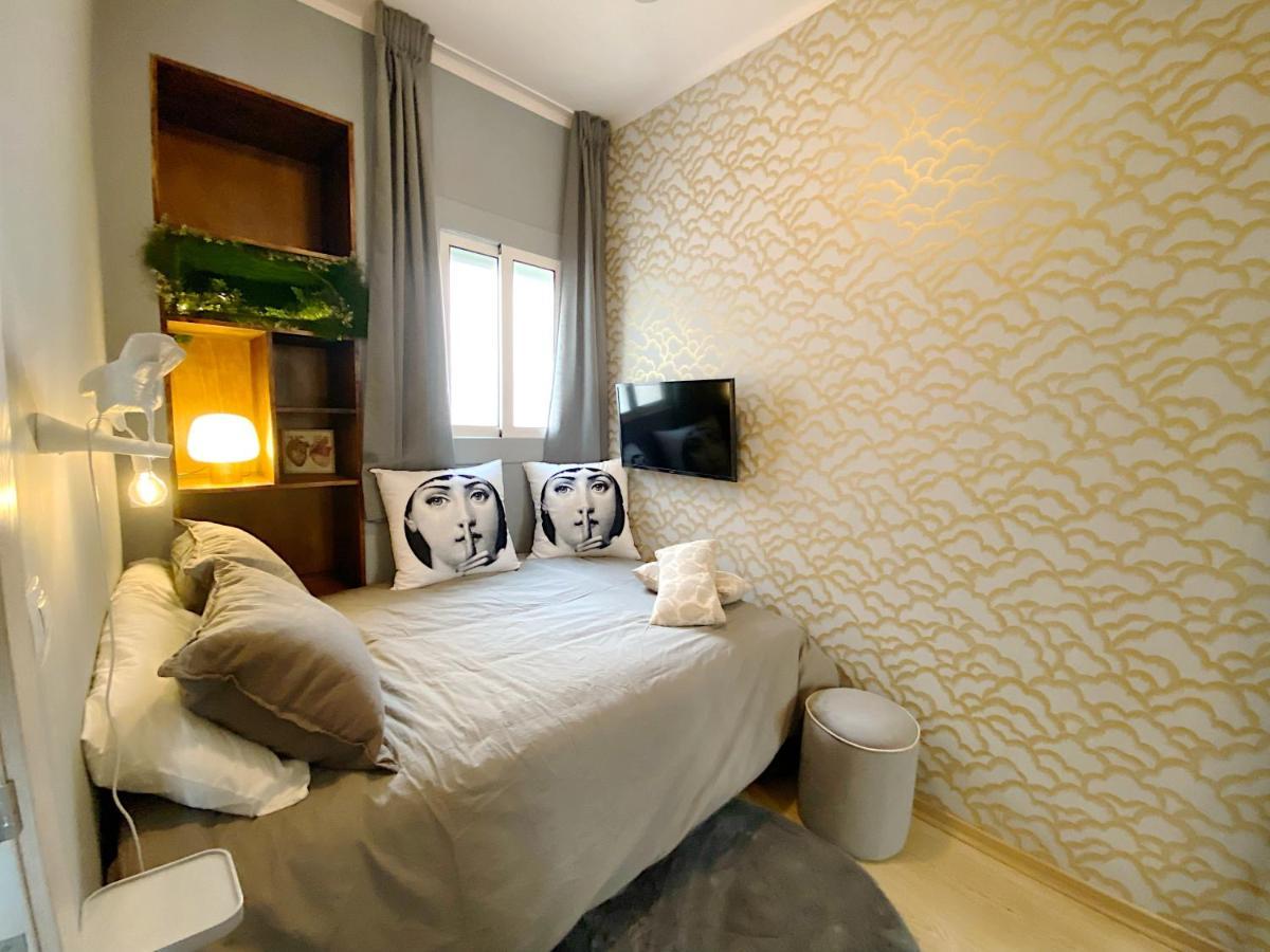 Abbott Apartment - 1 Min From The Beach - 100M2 - Sleeps 8 Sitges Eksteriør bilde