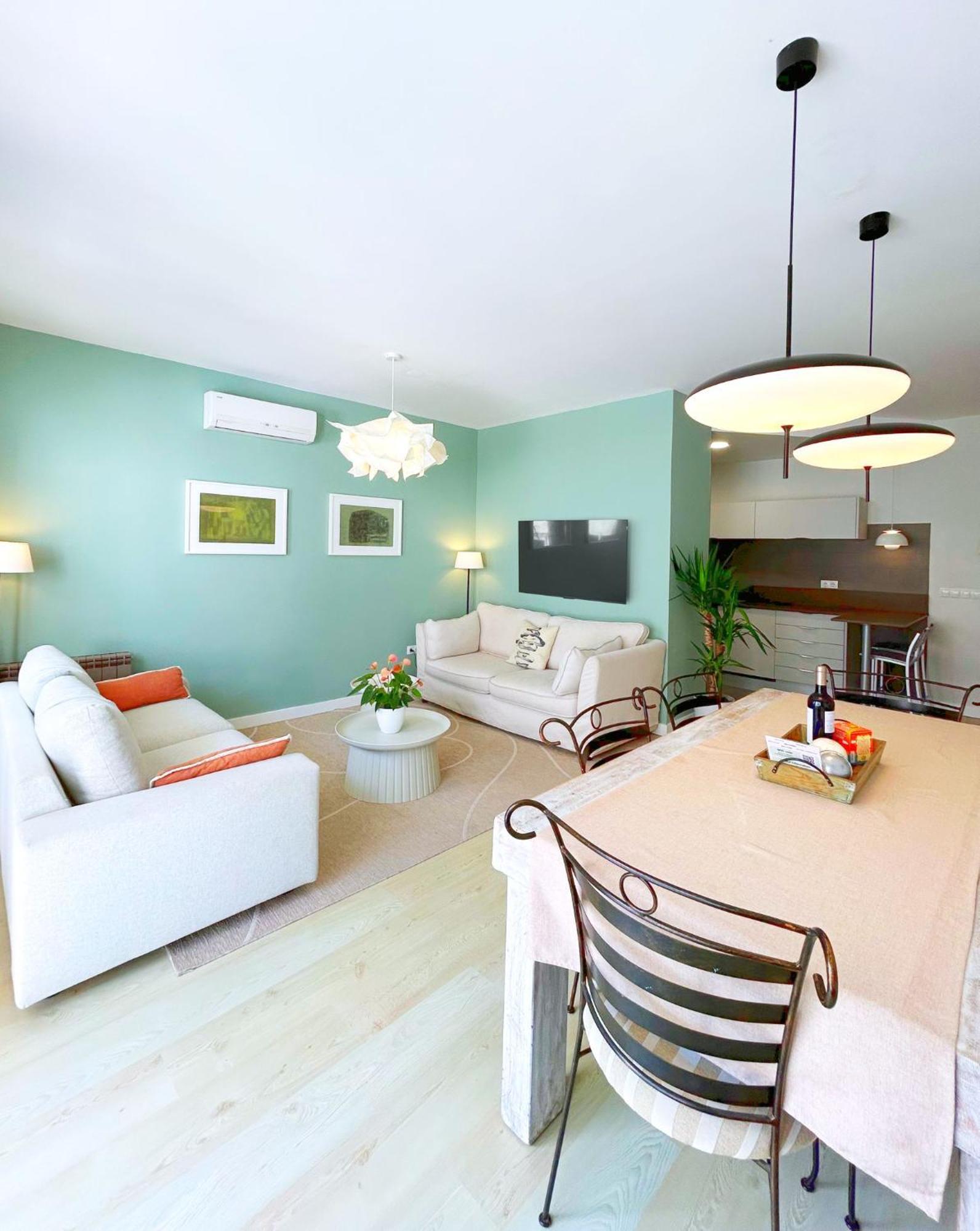 Abbott Apartment - 1 Min From The Beach - 100M2 - Sleeps 8 Sitges Eksteriør bilde